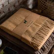 Alpaca plaid met kartonnen wikkel